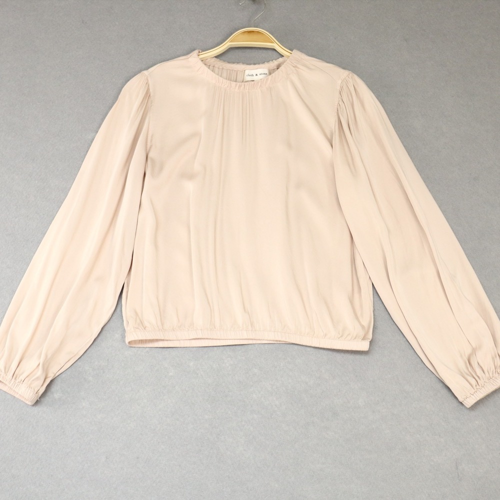Cloth & Stone Ecovero Satin Gathered Long Sleeve Blouse S Light Beige Minimalist
